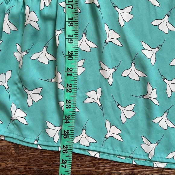 Loft size XL teal floral print smocked blouse - Picture 7 of 10